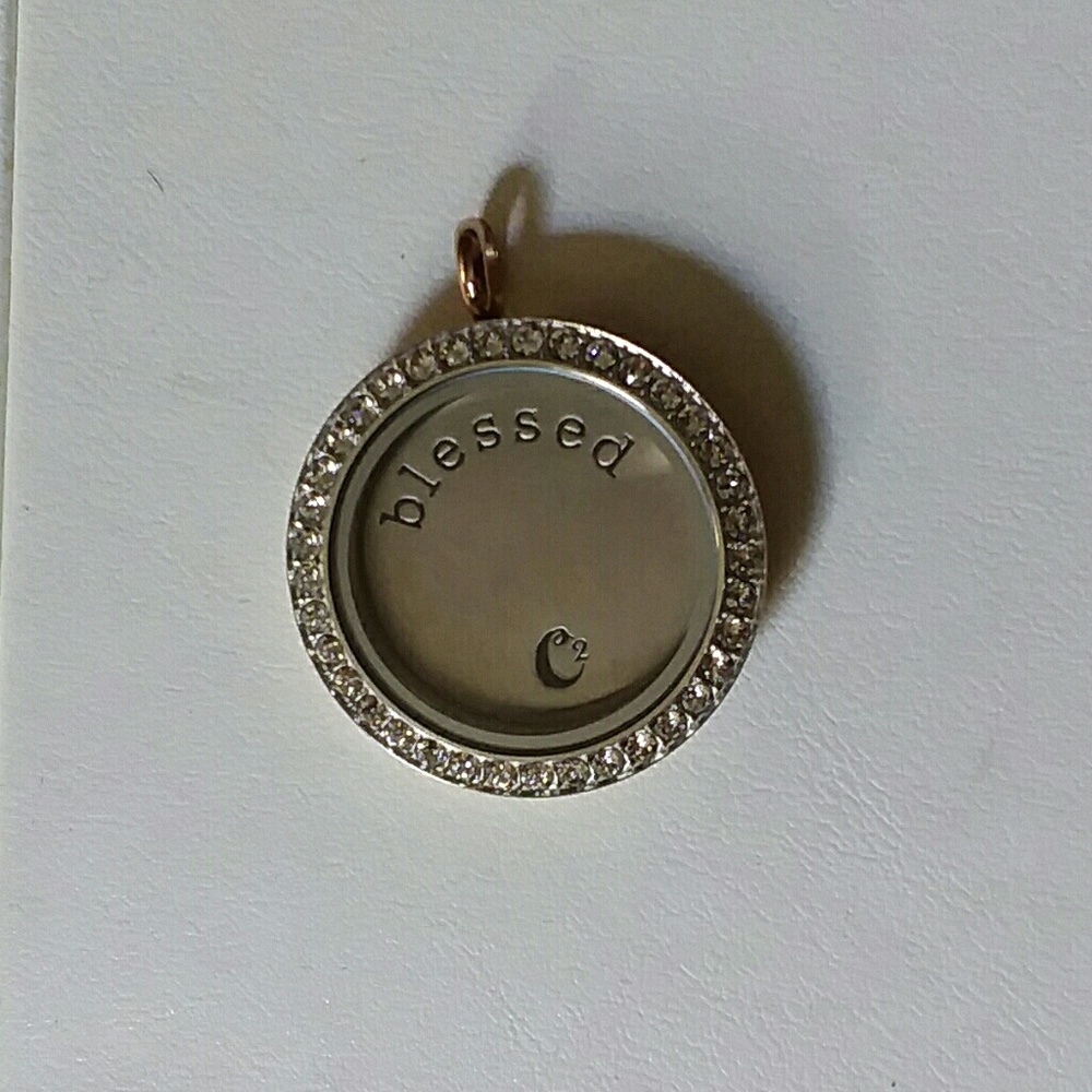 •Origami Owl• - Picture 2 of 2